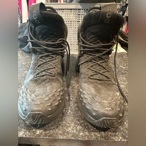 Nike - ACG Slip on boots